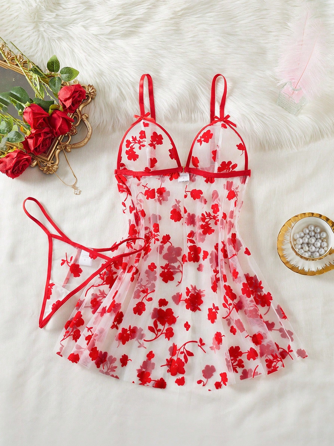 2-delige transparante babydoll set met rode borduursels